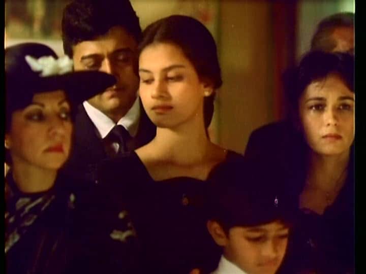 Trikal (1985)